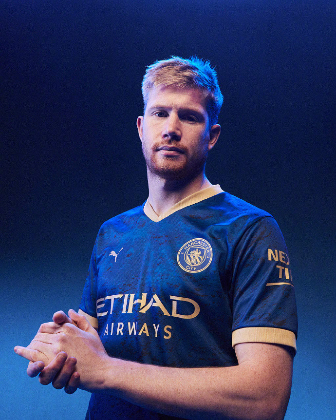 斯基拉：哈托今天与切尔西签约至2032年，并附带1年续约选项