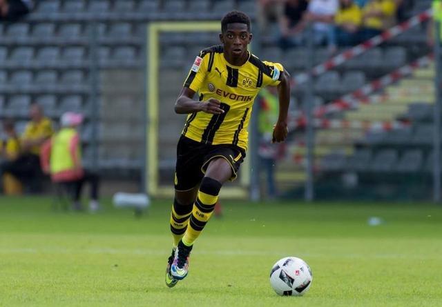 都体：邓弗里斯可能继续缺席与马竞比赛；泽林斯基已参加合练