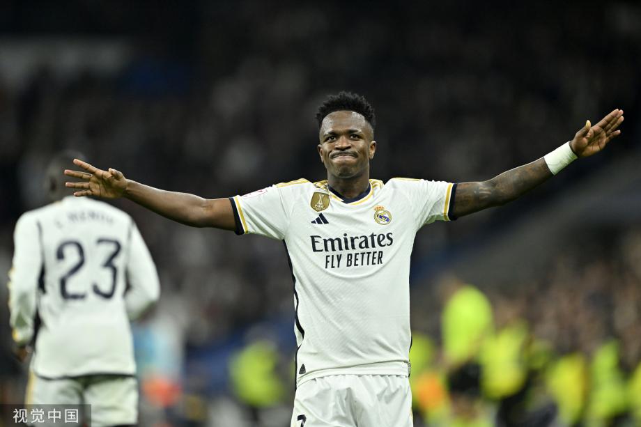 黄蜂官方：三球左脚踝酸痛，本场比赛不会回归