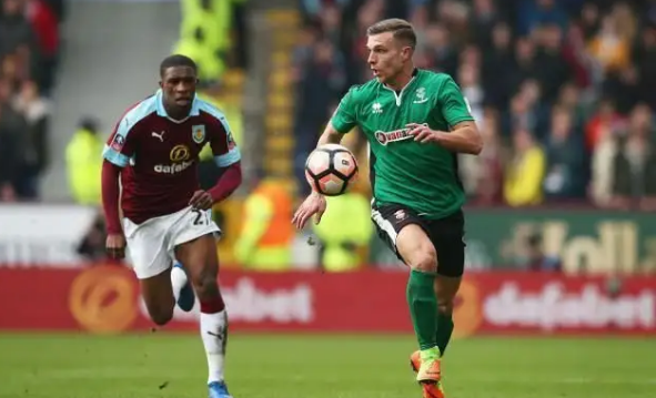 德甲战报：最后时刻连进2球，海登海姆2-1逆转绝杀柏林联合