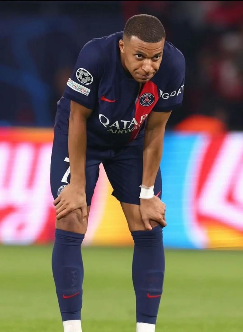 记者：于汉超参加教练员培训班，冬训时以助教身份与申花会合